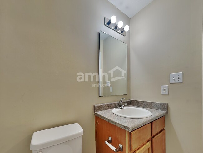 Building Photo - 4039 Tahoe Dr