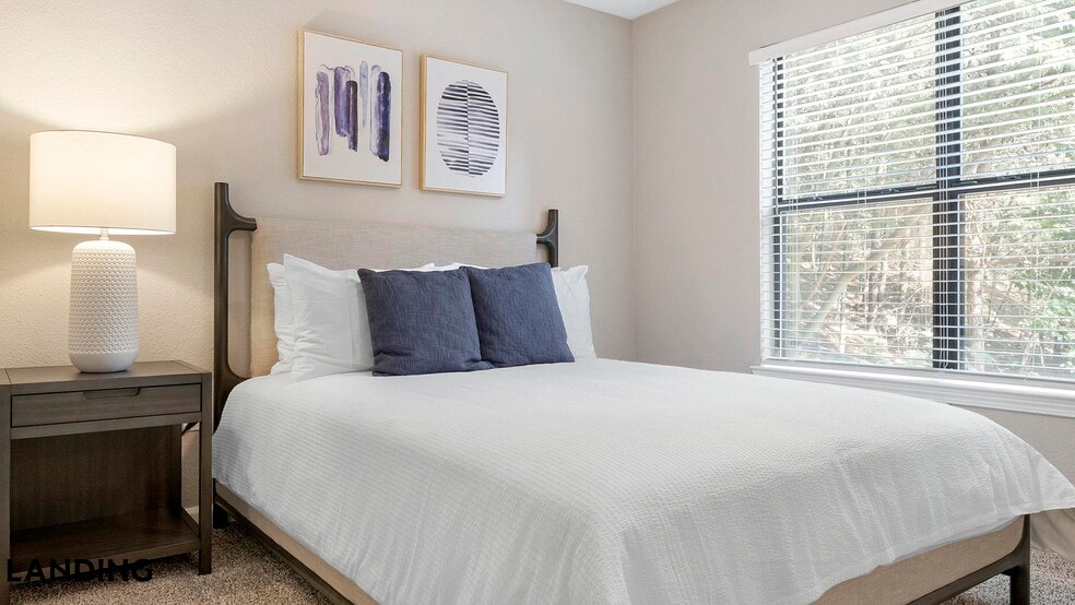 Building Photo - 2230 Cropsey Ave