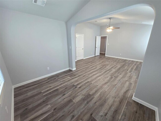 Building Photo - 18809 Mangan Way