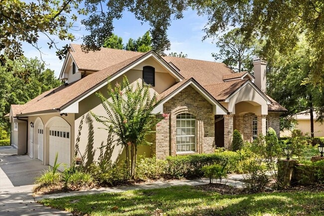 Building Photo - 8800 Torey Pines Terrace