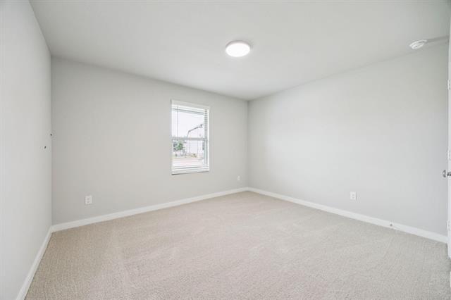 Building Photo - 523 Whispering Winds Trl