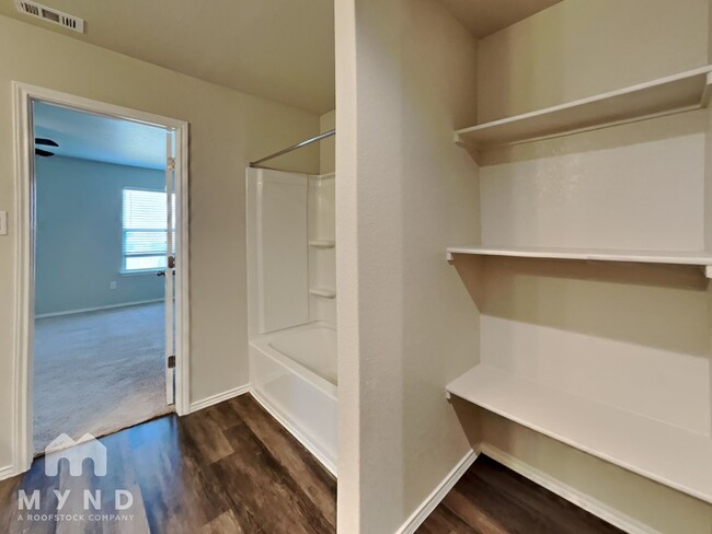 Building Photo - 3914 Colemans Run