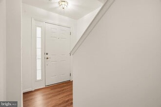 Building Photo - 108 Moore Dr