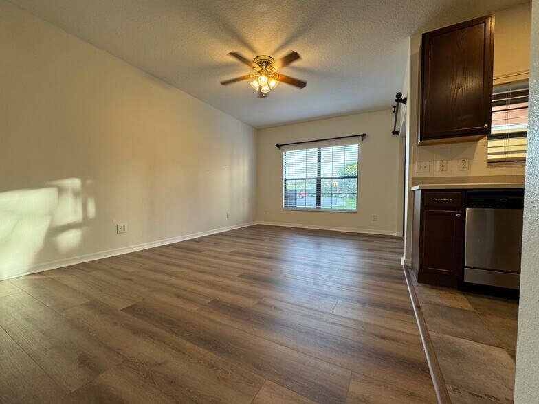 Building Photo - 30214 Goodwick Way