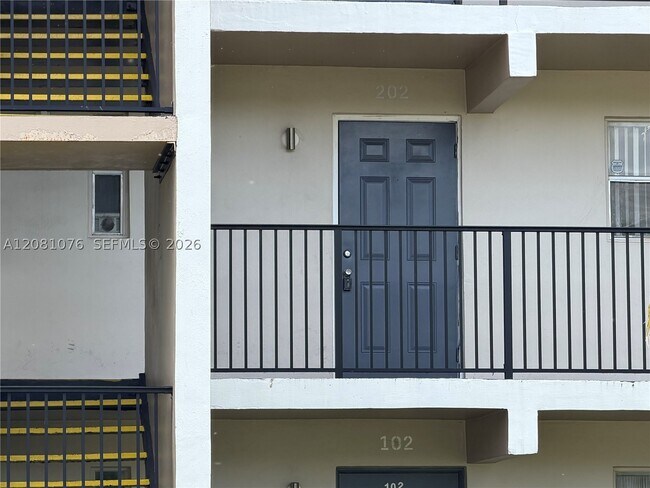 Building Photo - 8000 Fairview Dr