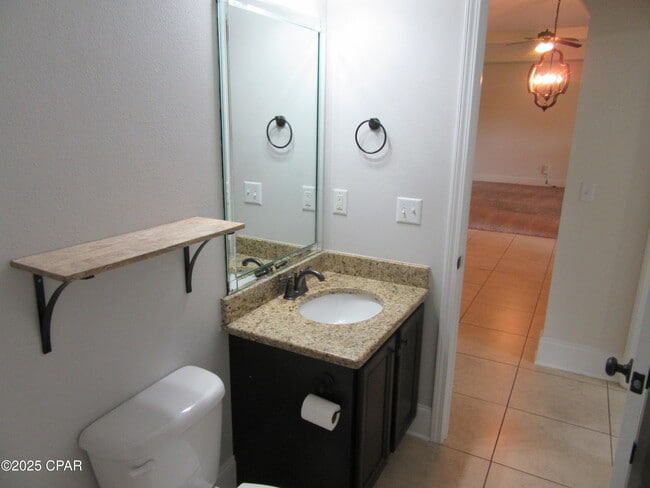 Building Photo - 114 Lake Merial Shores Dr