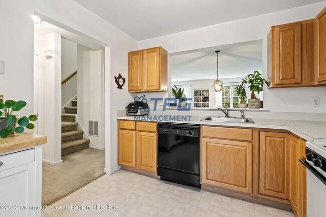 Building Photo - 109 Sandpiper Ln