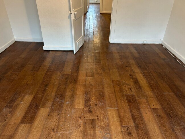 Building Photo - 3428 Altamont Rd