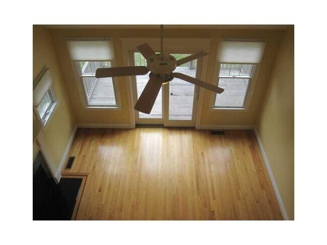 Building Photo - 99 Ferry Landing Cir