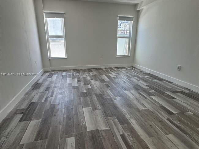 Building Photo - 1345 West Ave