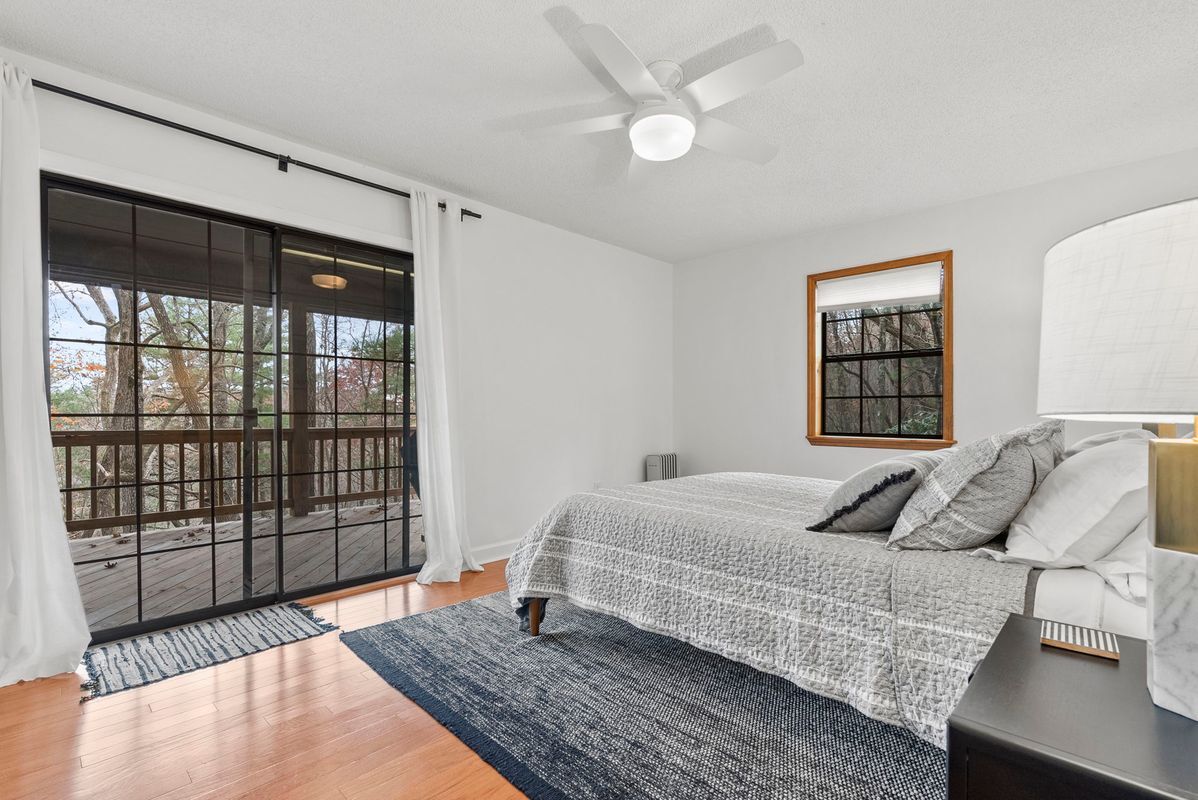 Building Photo - 26 One Blf Ln