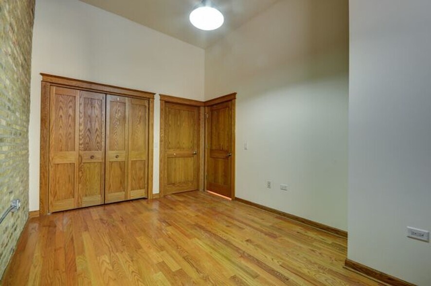 Building Photo - 123 N Jefferson St