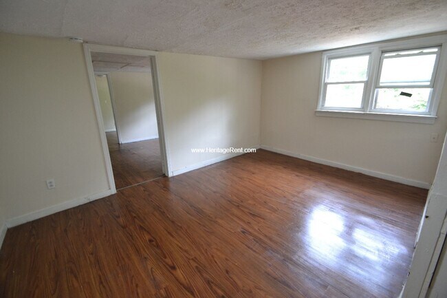 Building Photo - 1729 Pulte St