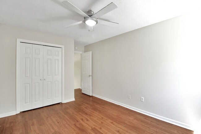 Building Photo - 3918-3920 Rock Quarry Rd