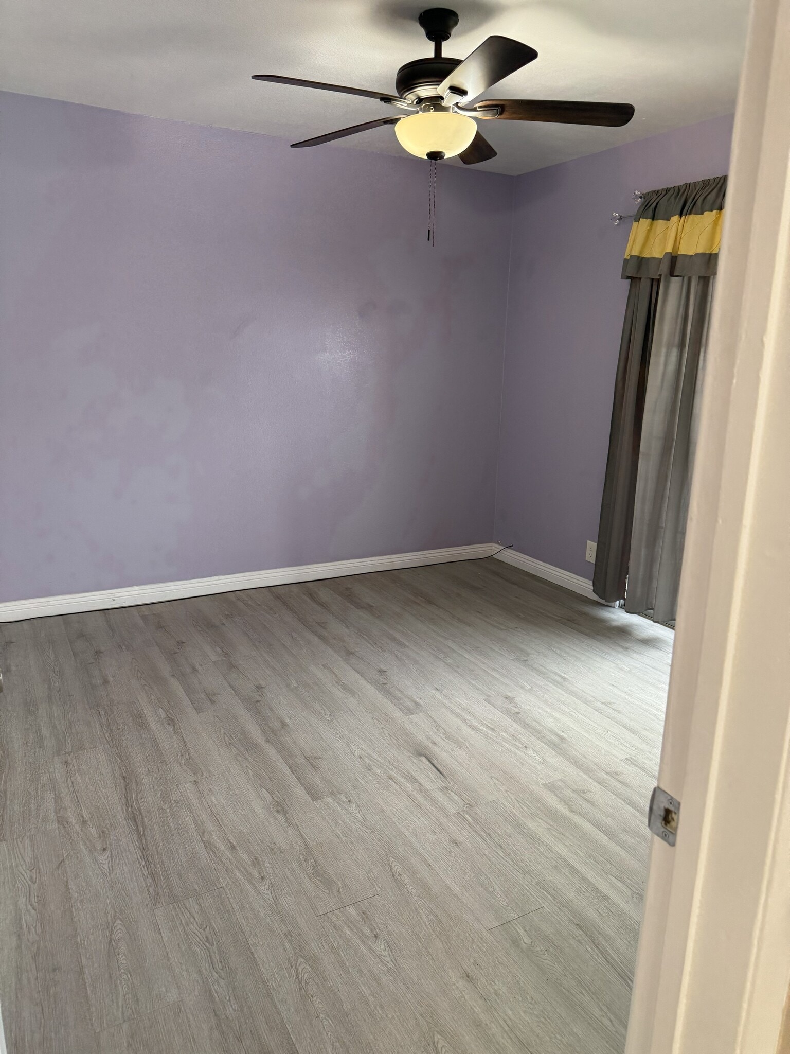 Building Photo - 665 Larimore Ave