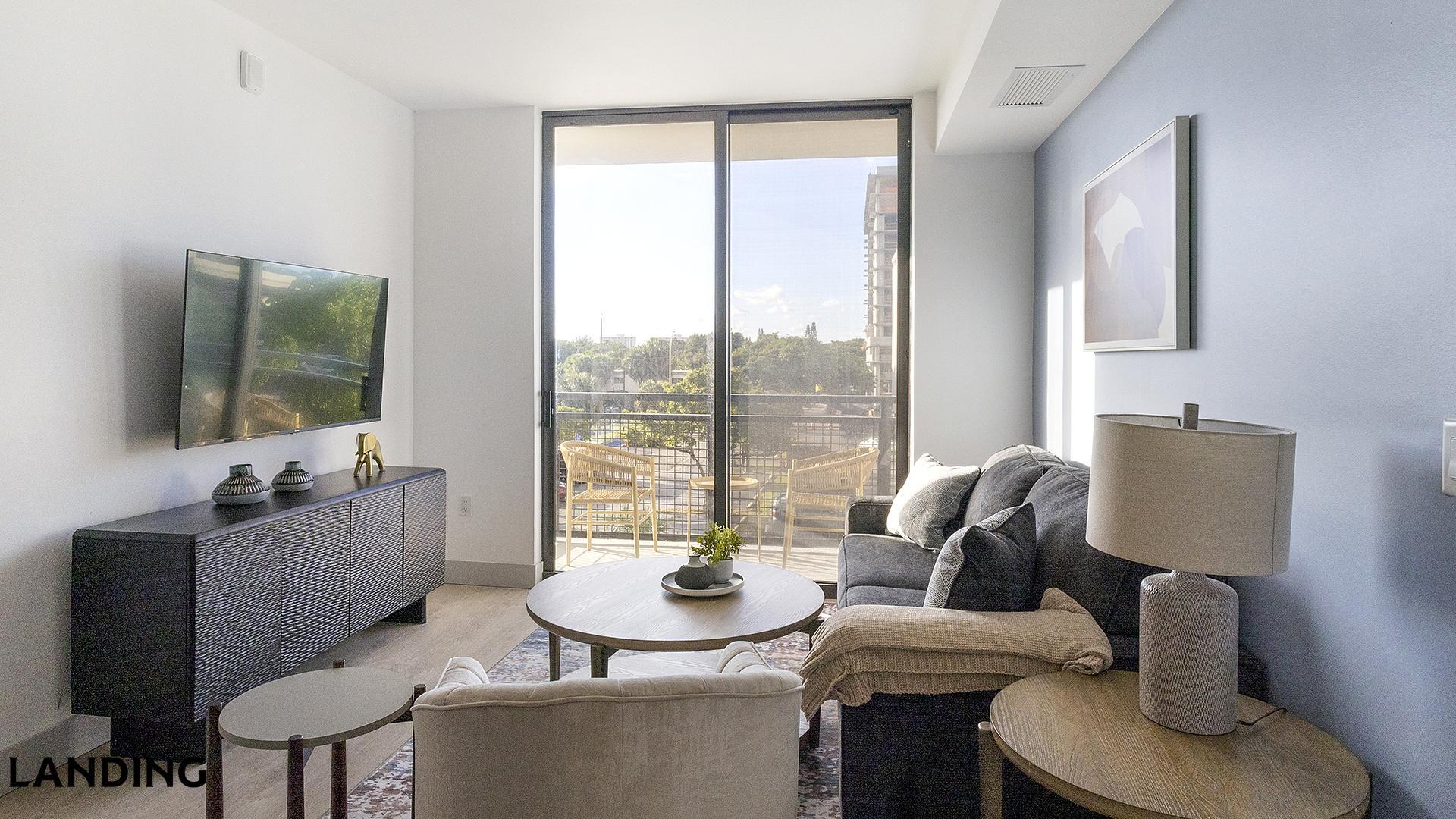 Building Photo - 1155 NE 126th St