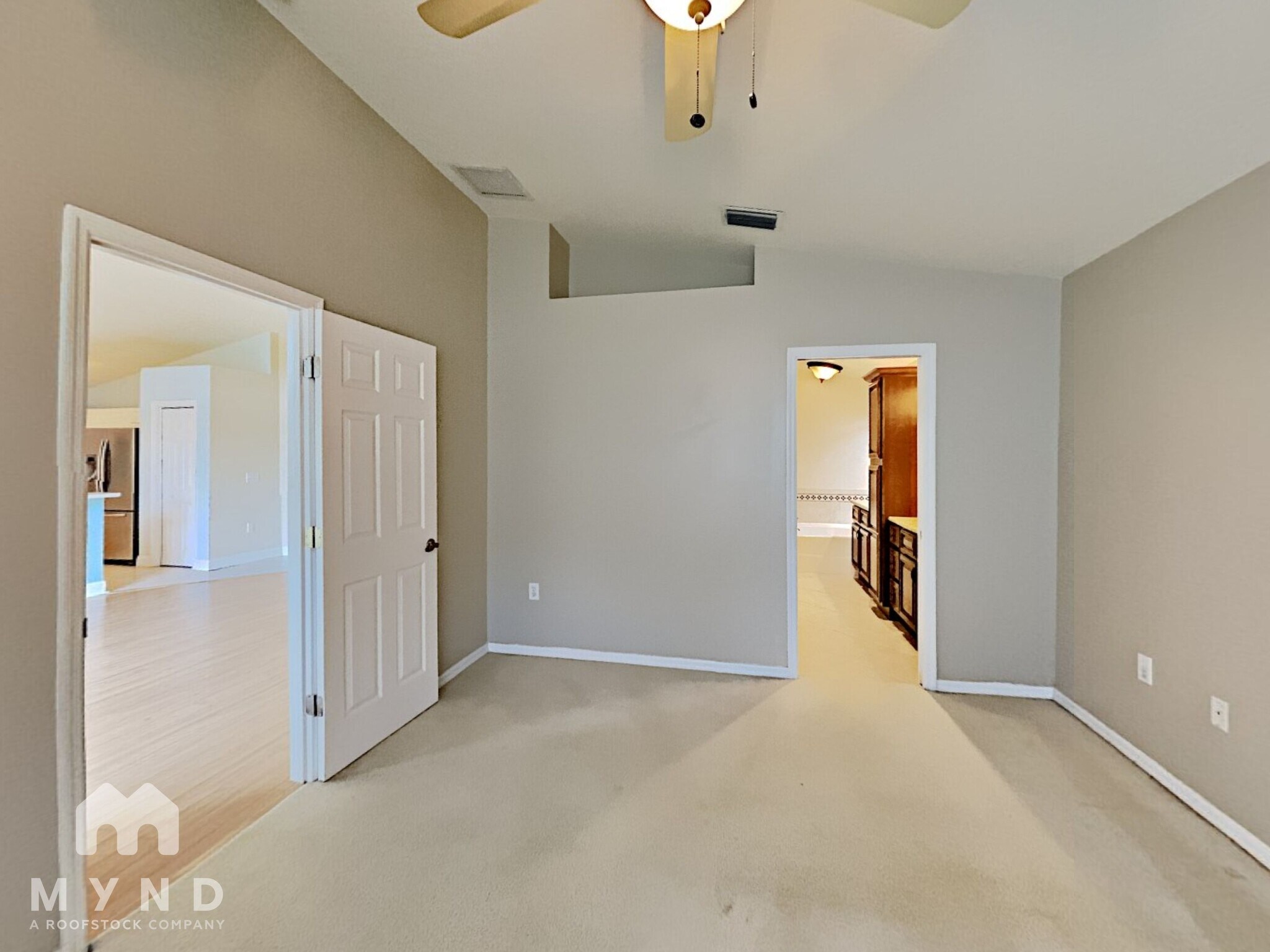 Building Photo - 1500 Baythorn Dr