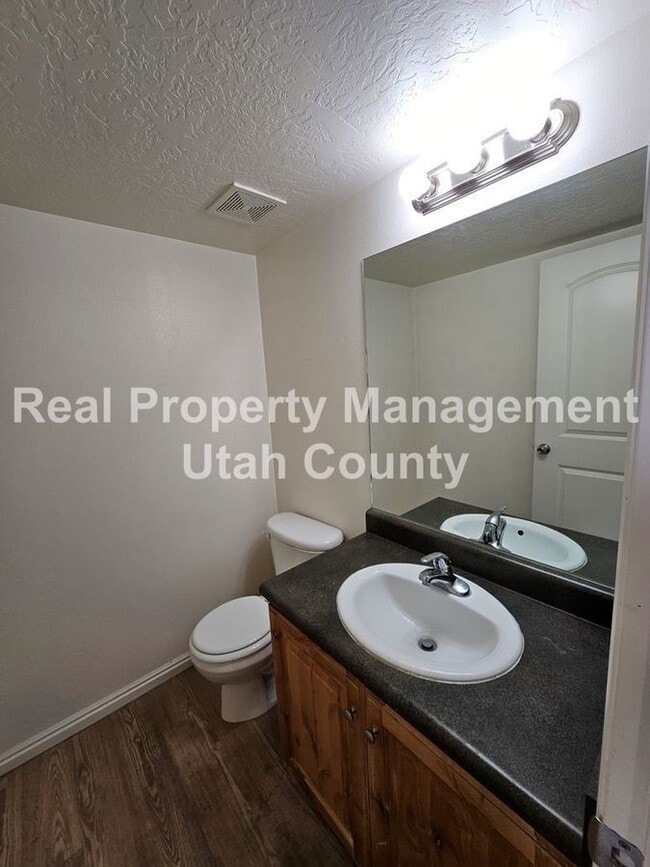 Building Photo - 491 N 1235 W