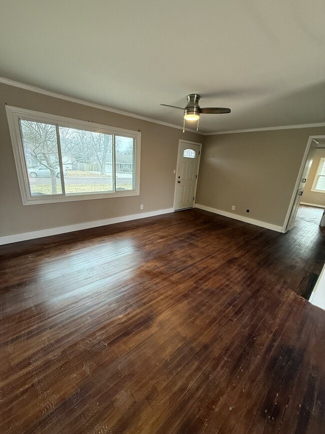 Building Photo - 7206 Reeds Rd