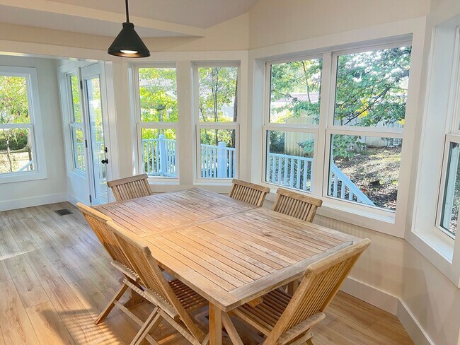 Building Photo - Pet Friendly, Remodeled Home in North Myrtle Beach! Three bedrooms, Available NOW!