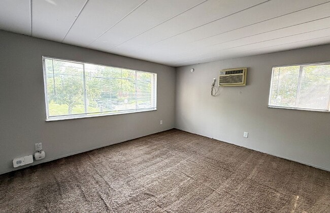 Building Photo - 331 Shiloh St