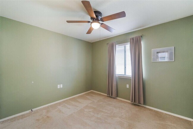 Building Photo - 5232 Hutchinson Dr