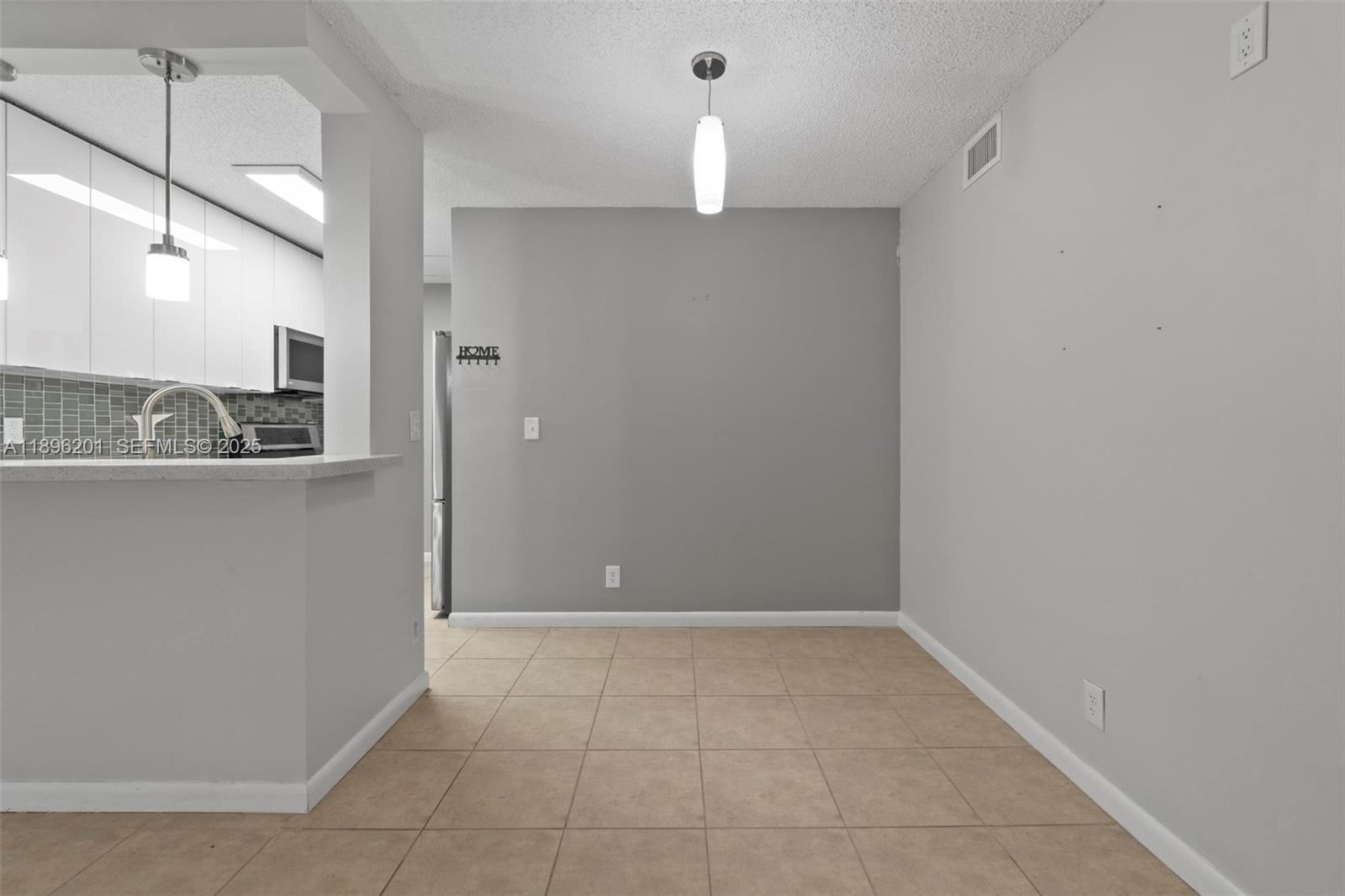 Building Photo - 3586 N University Dr