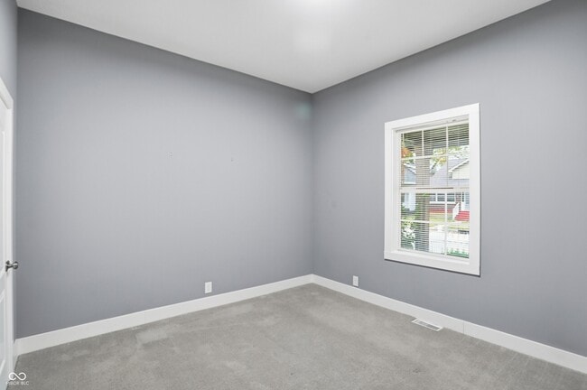 Building Photo - 1035 Albany St