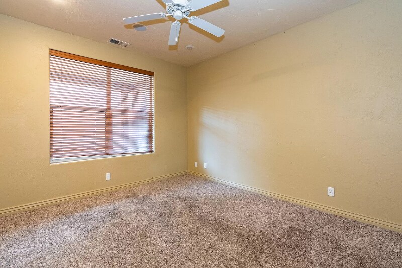 Building Photo - 1284 E Makayla Way