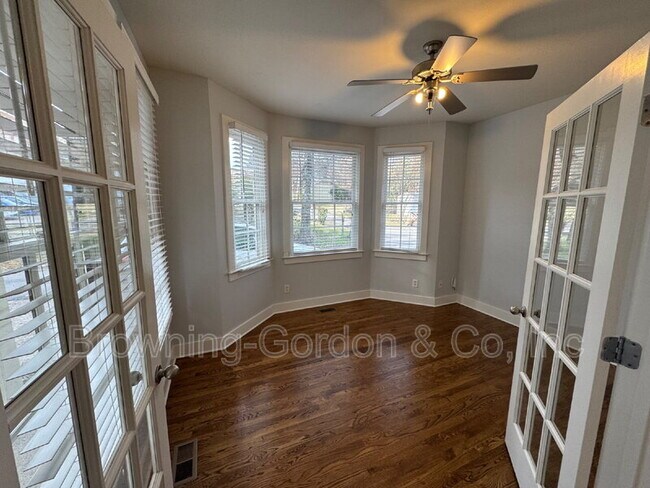 Building Photo - 1410 Caldwell Ave