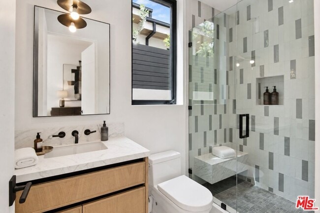 Building Photo - 1030 Centinela Ave
