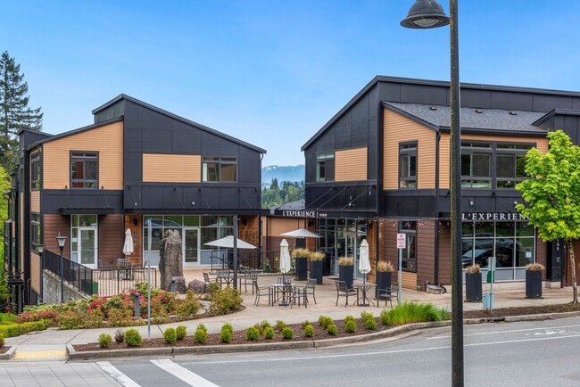 Building Photo - 2070 NW Talus Dr