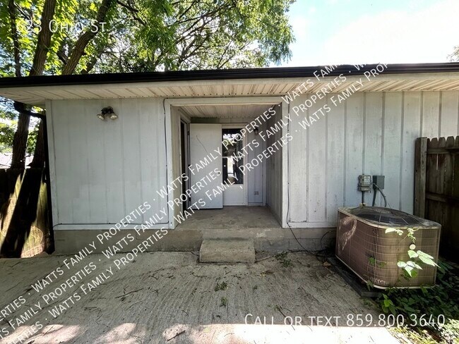 Building Photo - 623 Ohio St