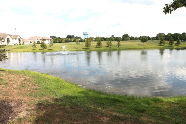 Building Photo - 681 Spring Valley Dr
