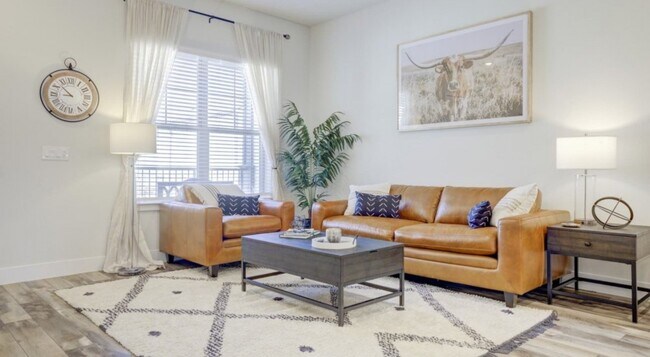 Building Photo - 2825 Sophie Ln