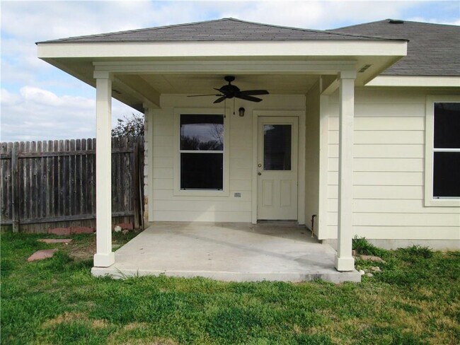 Building Photo - 12720 Waynespur Ln