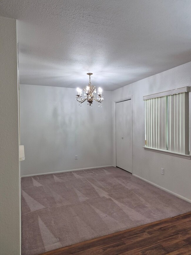 Building Photo - AFFORDABLE!!!