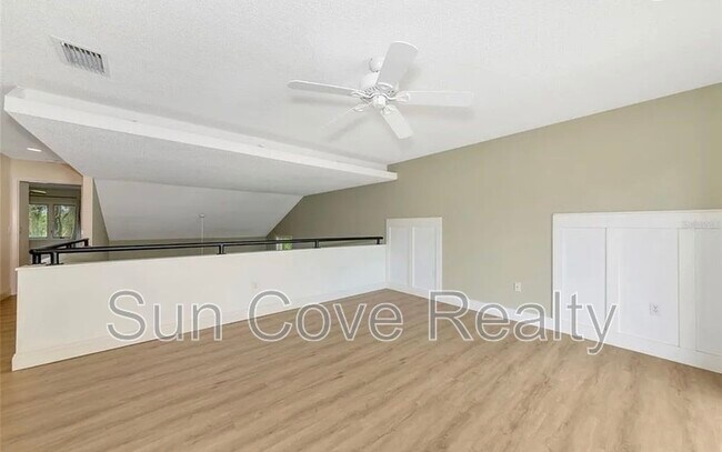 Building Photo - 4518 Ascot Cir S