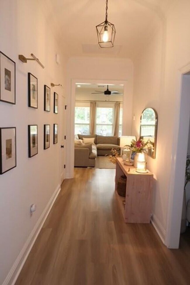 Building Photo - 34377 Campana Ln