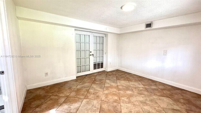 Building Photo - 9130 SW 27th St