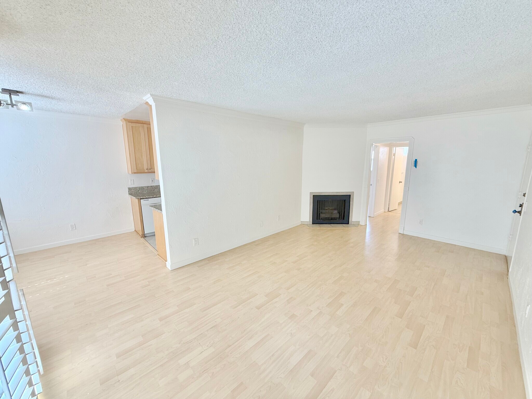 Building Photo - 1534 11th St