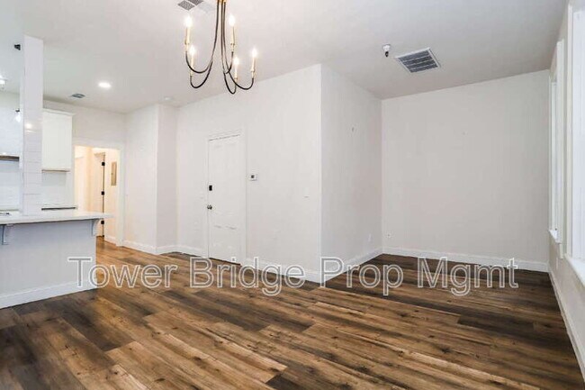 Building Photo - 1106 G St