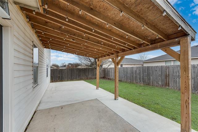 Building Photo - 1309 Cherokee Rose Ln