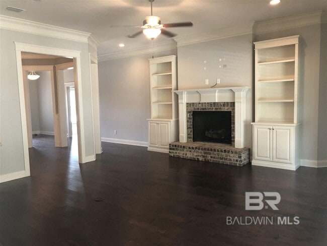 Building Photo - 30220 Persimmon Dr