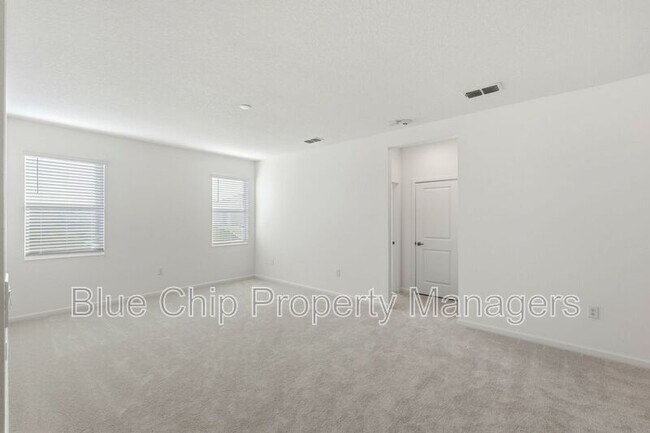 Building Photo - 211 Ballo Dr