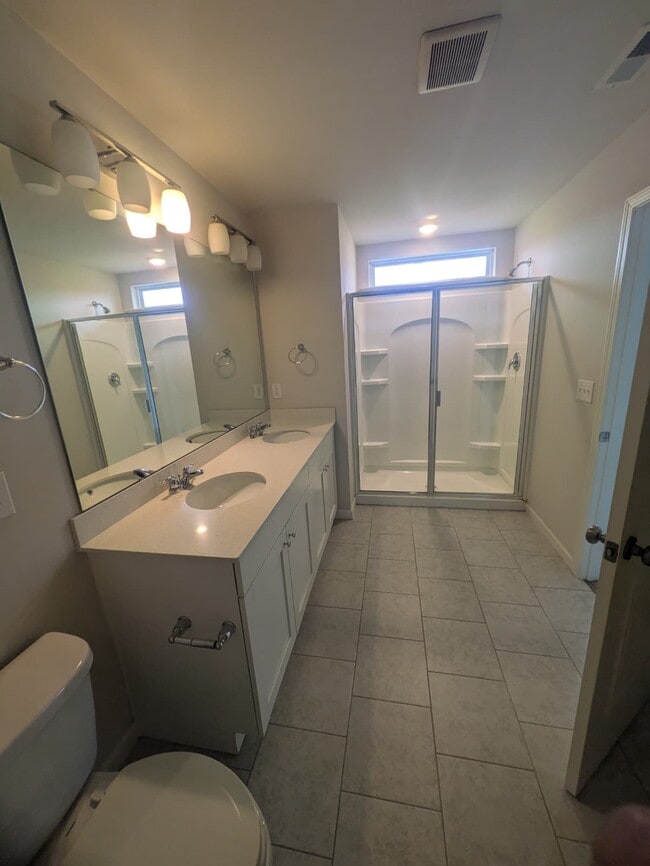 Building Photo - 784 Amarra Dr