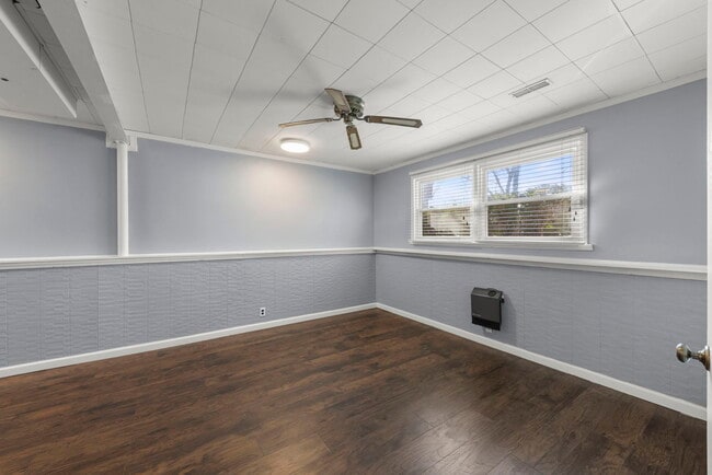 Building Photo - 1614 Lucylle Ave