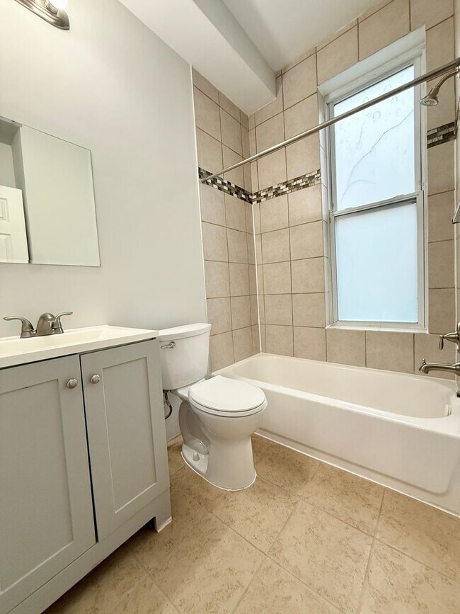 Building Photo - 543 Florida Ave NW