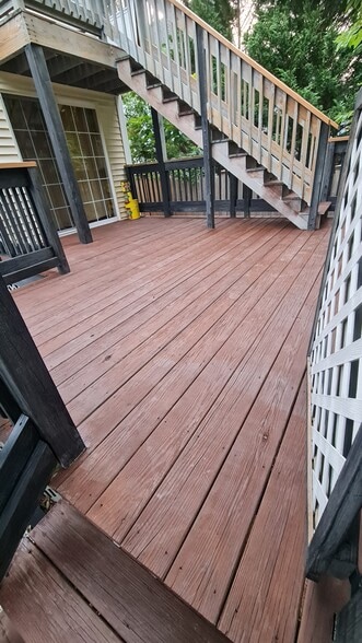 Building Photo - 210 Raymond Rd