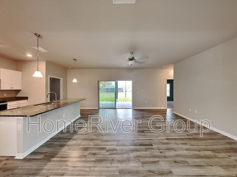 Building Photo - 18407 Kerrville Cir